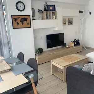 https://sunset-avenida.in-canary-islands.com